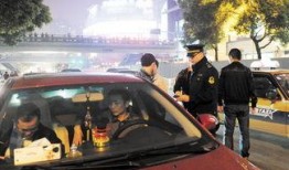 黑车最新爆料新闻视频大全,揭秘视频大全背后的真相与争议